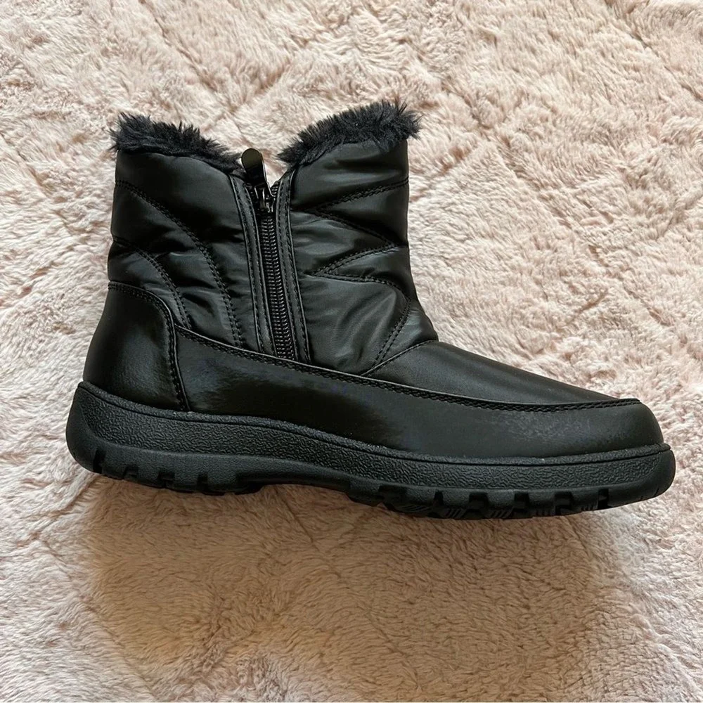 NEW‎ Roebuck & Co. Thermolite Winter Boots Women's Size 8
